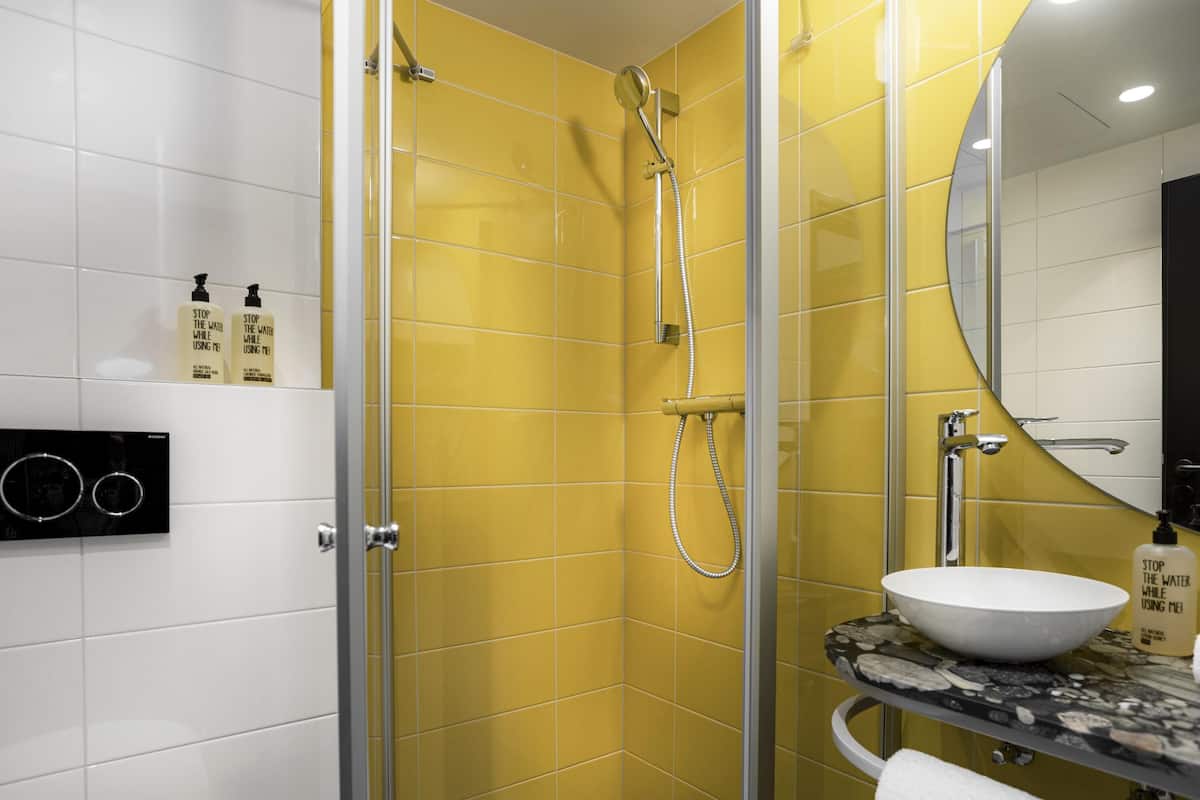 Superior Room, 1 Double Bed | Desk, laptop workspace, blackout drapes, free WiFi
