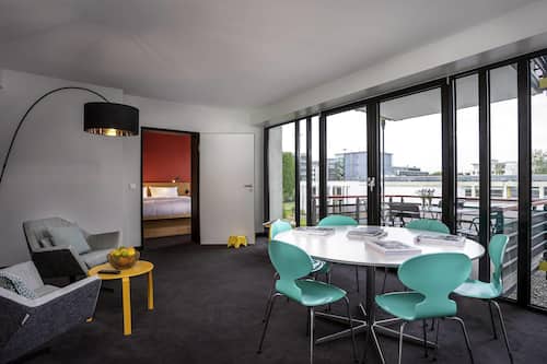 Suite, 1 Double Bed with Sofa bed, Balcony | Desk, laptop workspace, blackout drapes, free WiFi