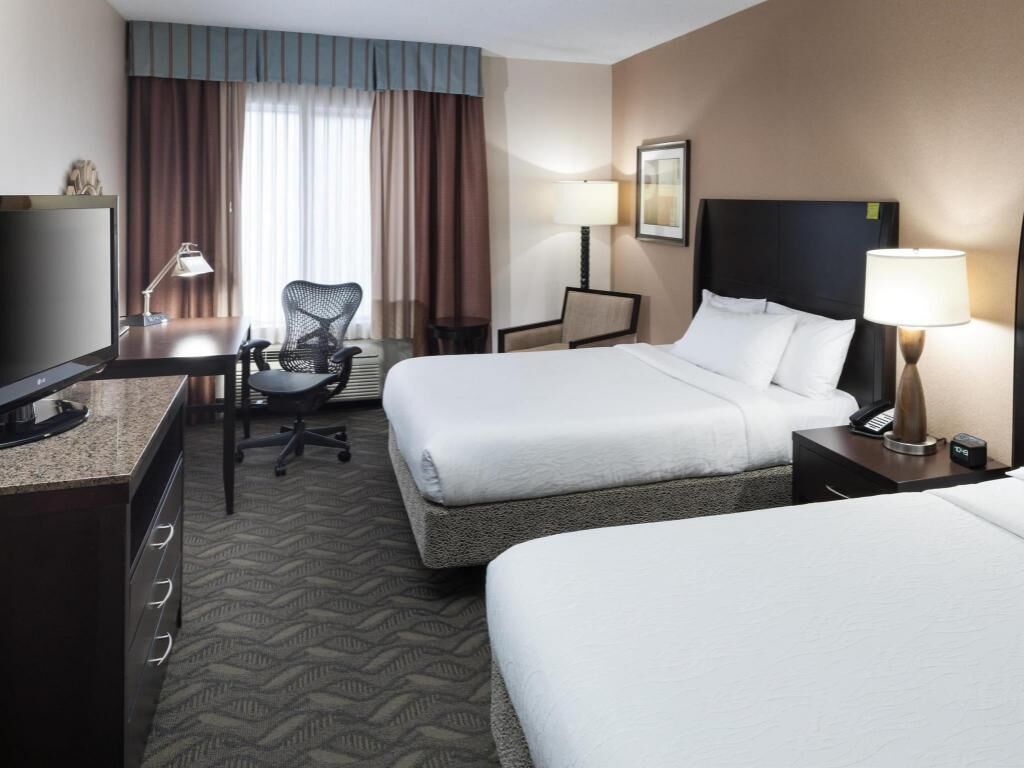 Premium bedding, in-room safe, desk, blackout curtains