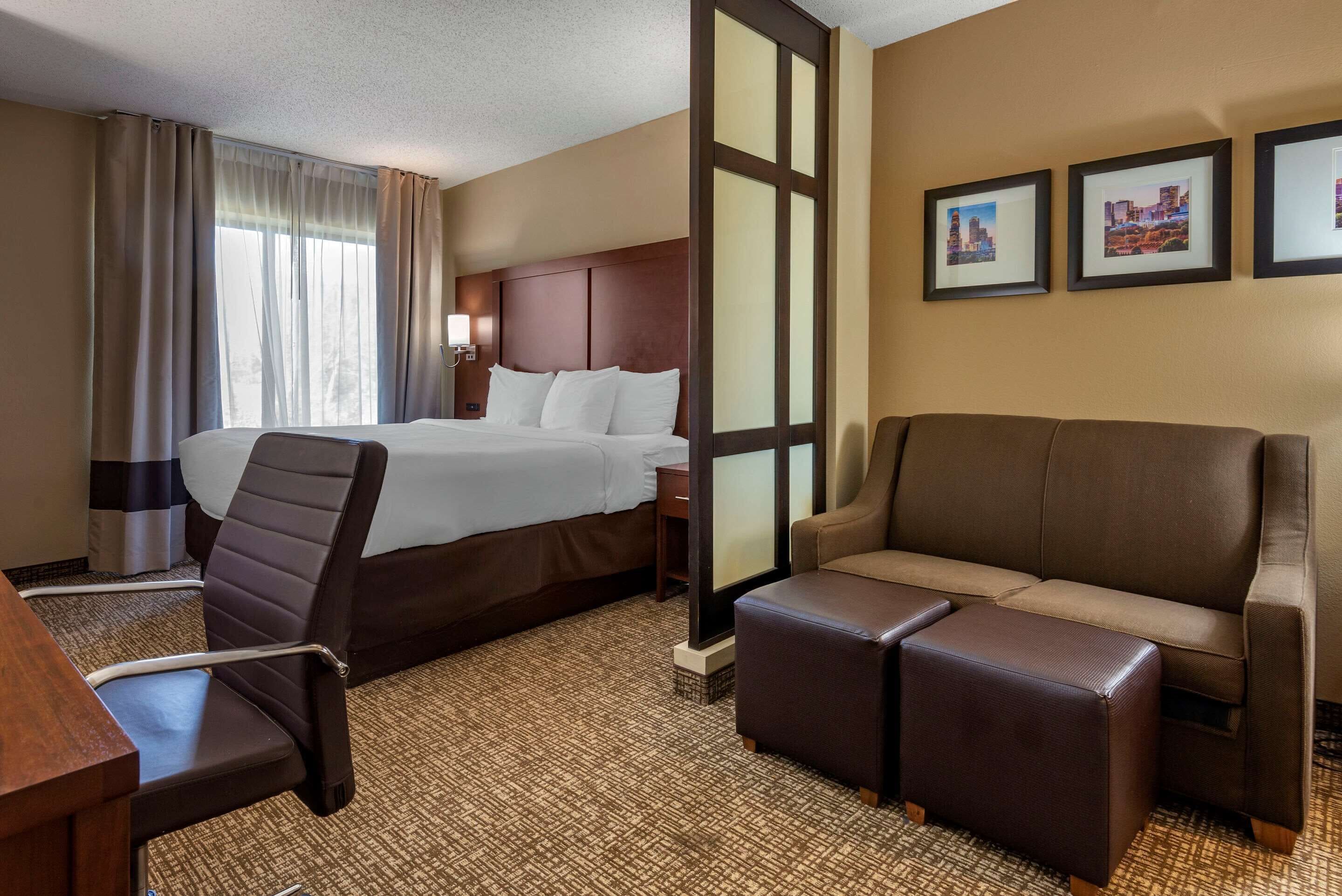 Suite, 1 King Bed with Sofa bed, Non Smoking | Pillow-top beds, in-room safe, desk, laptop workspace