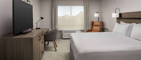 In-room safe, desk, iron/ironing board, free WiFi