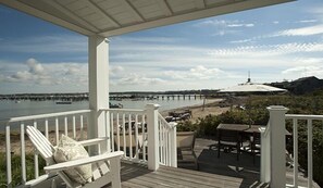 Luxury Cottage, Endeavor | Terrace/patio - Harborview Nantucket (Nantucket)