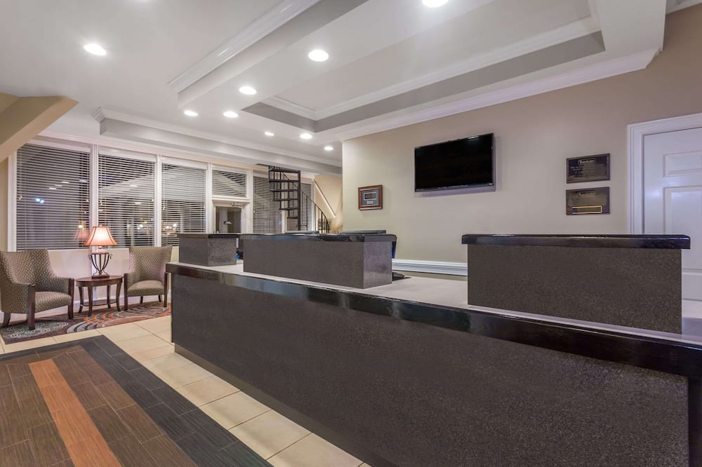 Travelodge by Wyndham Lakeland