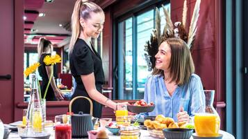 Petit déjeuner préparé sur commande servi tous les jours en supplément