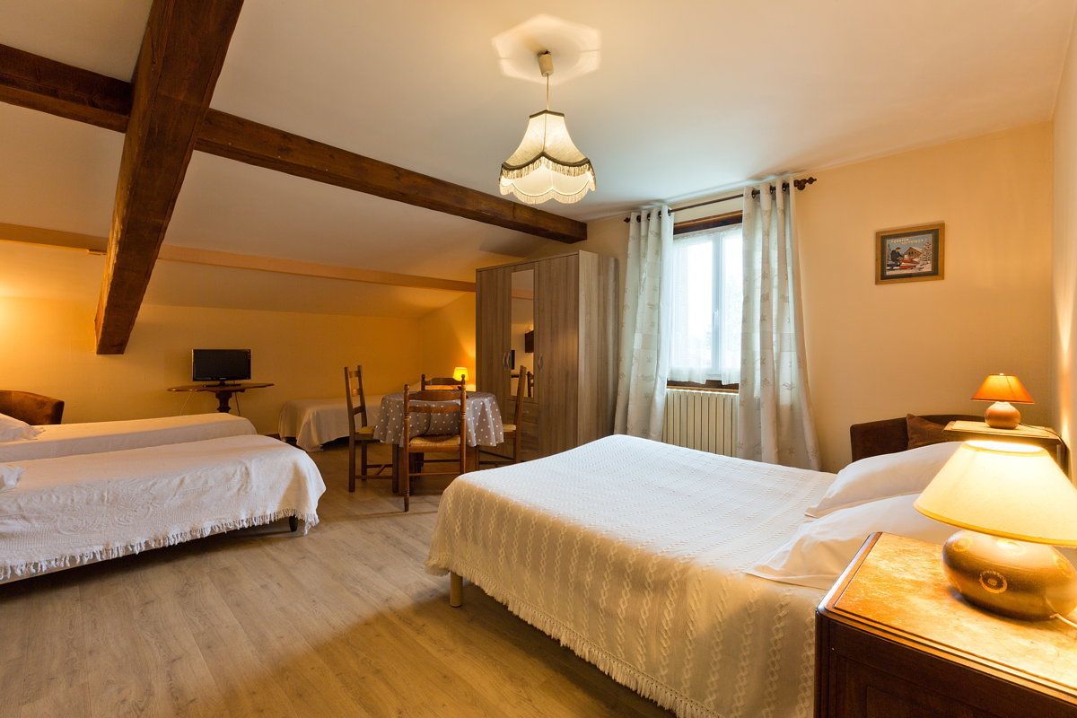 quadruple room | room amenity