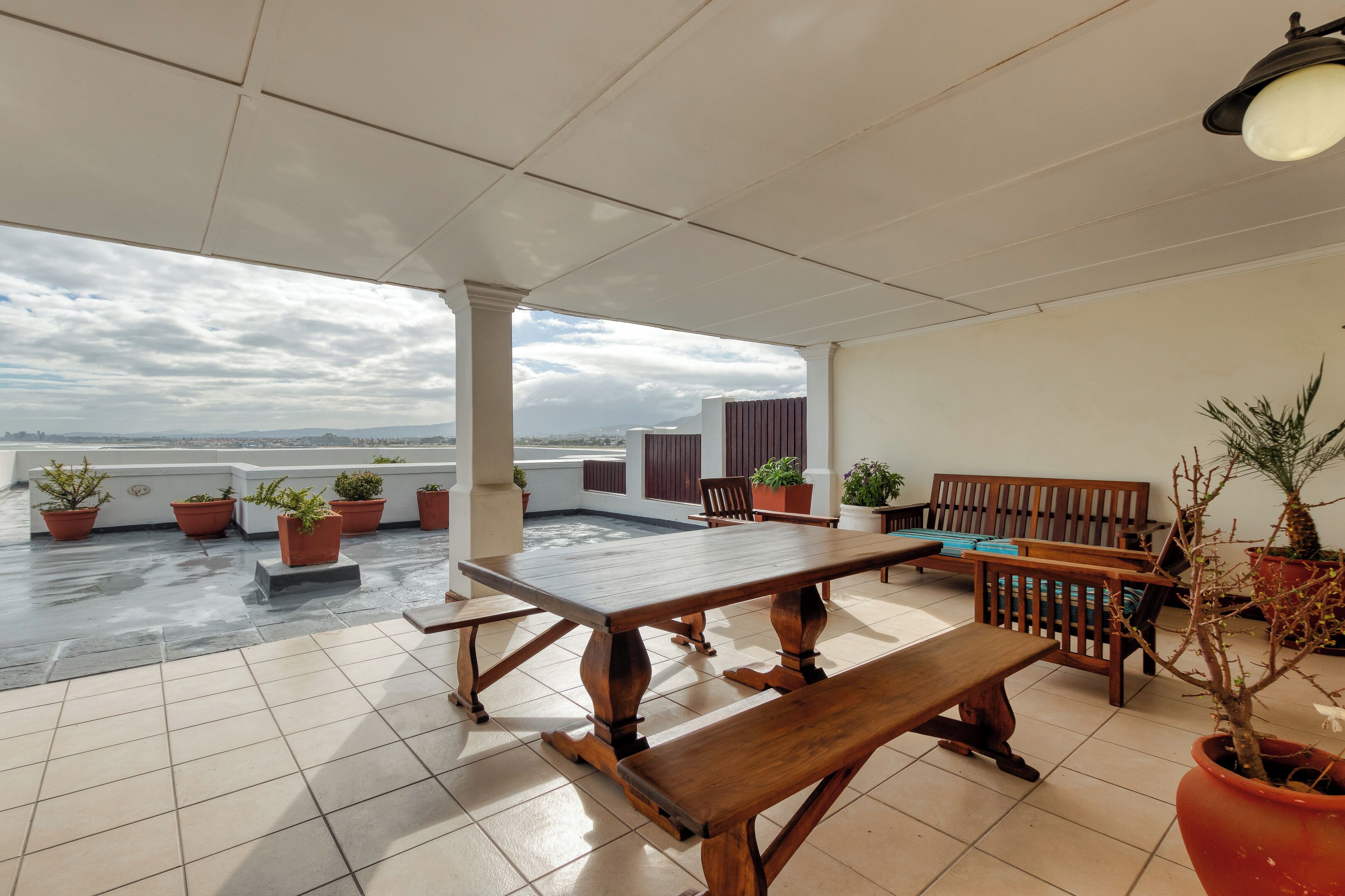 Senior-Penthouse, 1 King-Bett, Meerblick | Blick vom Balkon