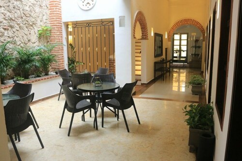 Hotel Portal de San Diego by HMC