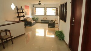 Living area - Hotel Portal de San Diego by HMC (Cartagena)