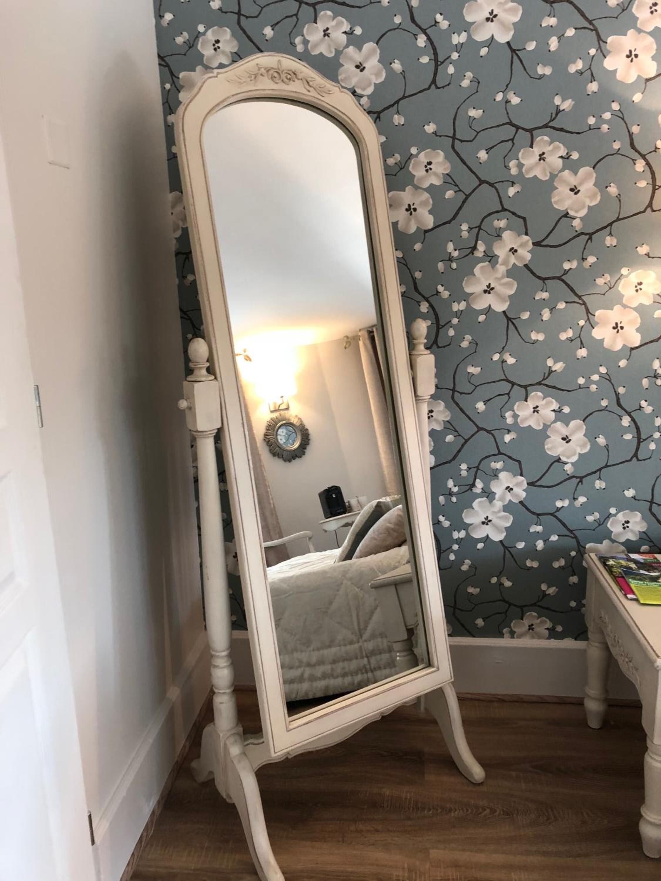 in-room safe, individually decorated, individually furnished