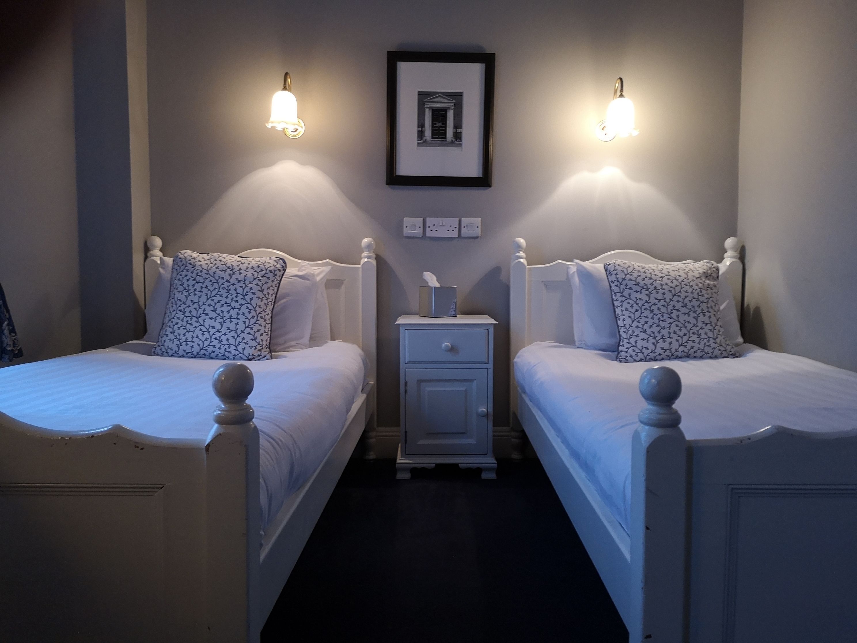 Photo - O'Neills Victorian Pub & Townhouse