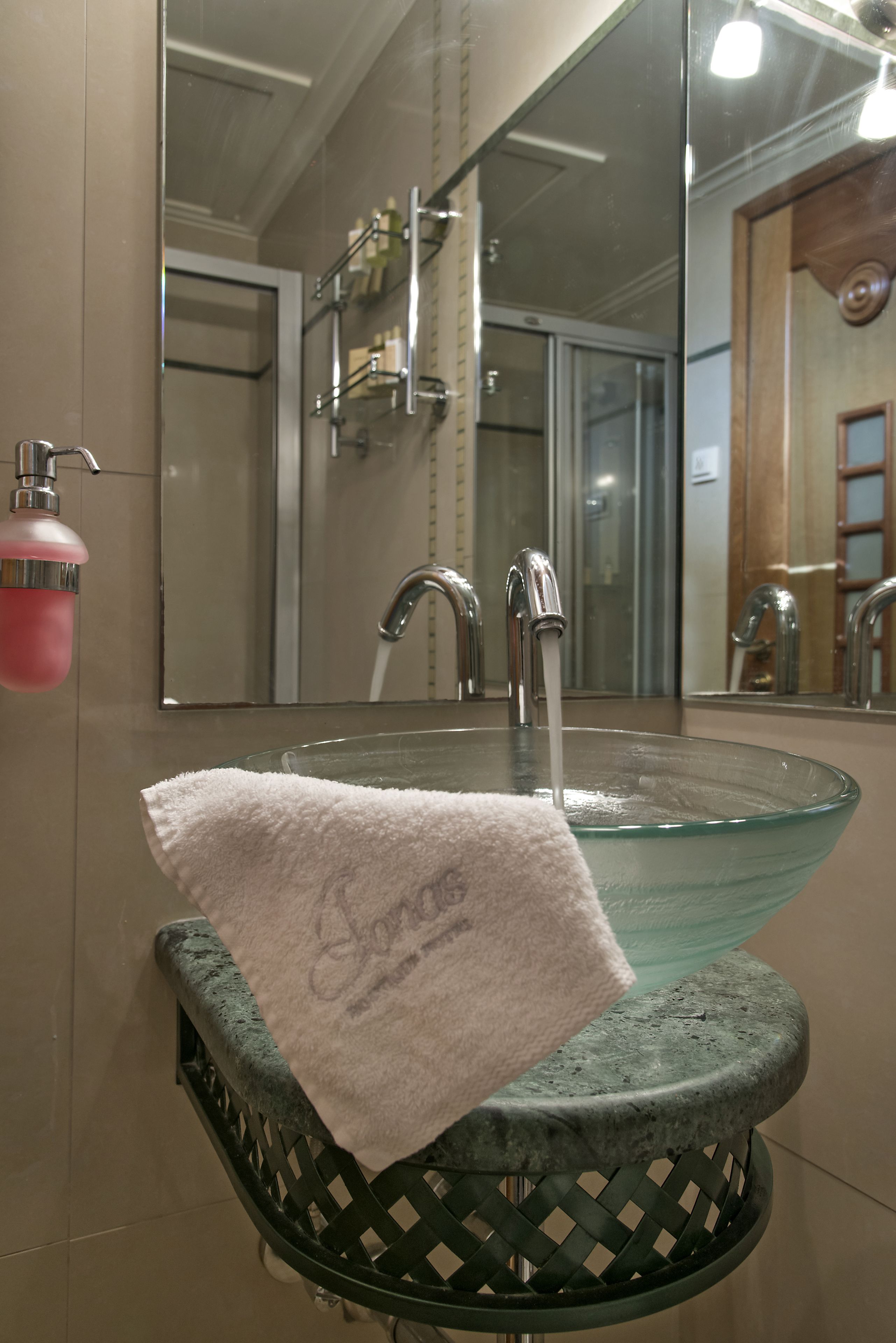 Photo - Ionas Boutique Hotel