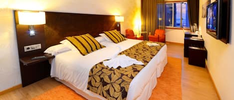 1 bedroom, minibar, in-room safe, desk