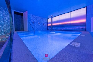 Couples treatment room(s), sauna, hot tub, Turkish bath/hammam