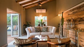 Couples treatment room(s), steam room, body treatments, aromatherapy