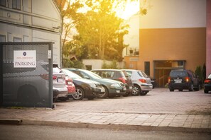 Self-parking (surcharge) 10 per night