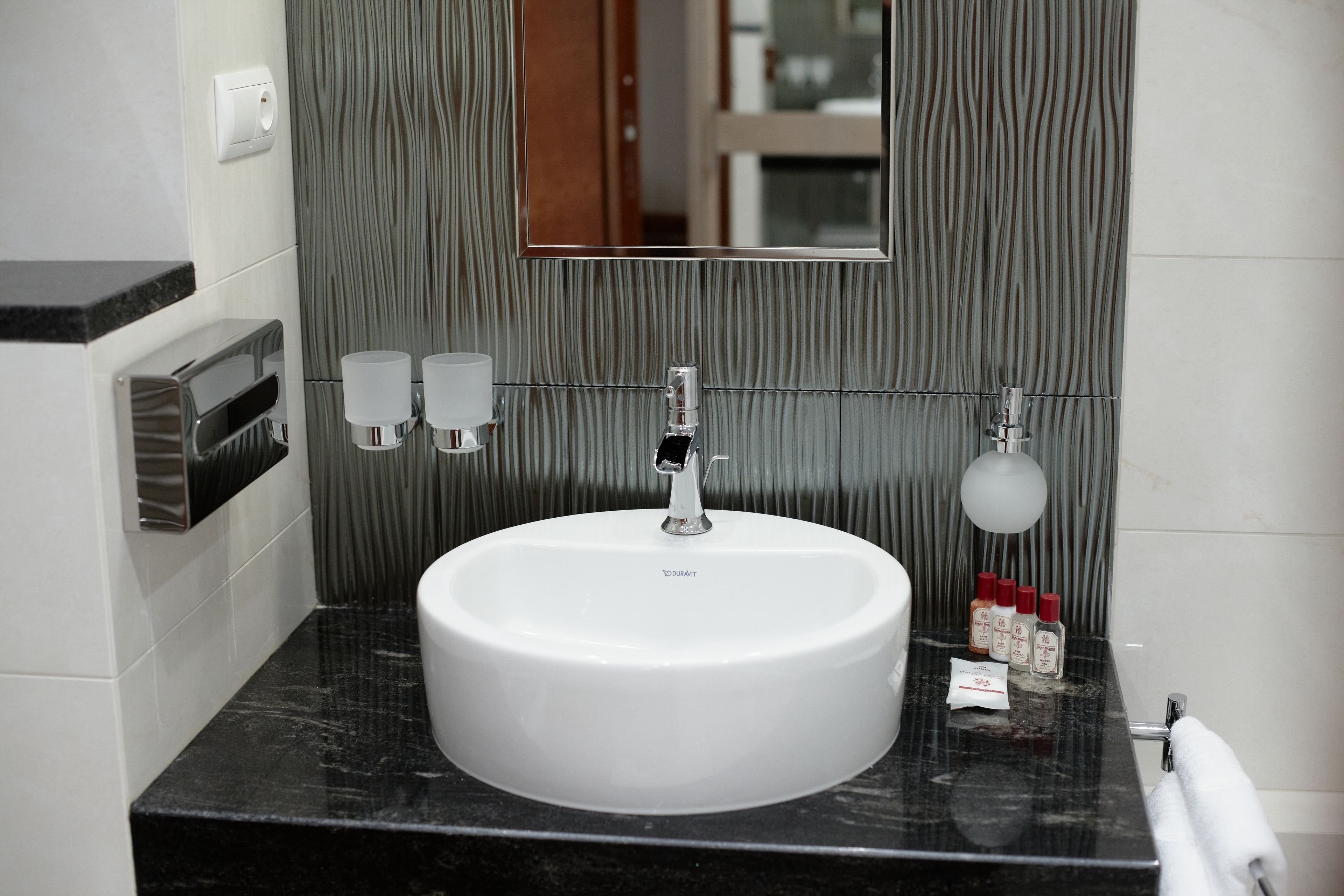 superior double room | bathroom | free toiletries, hair dryer, towels