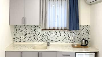 Superior Double or Twin Room | Private kitchen
