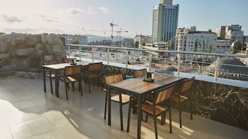 Daily buffet breakfast (EUR 8 per person)
