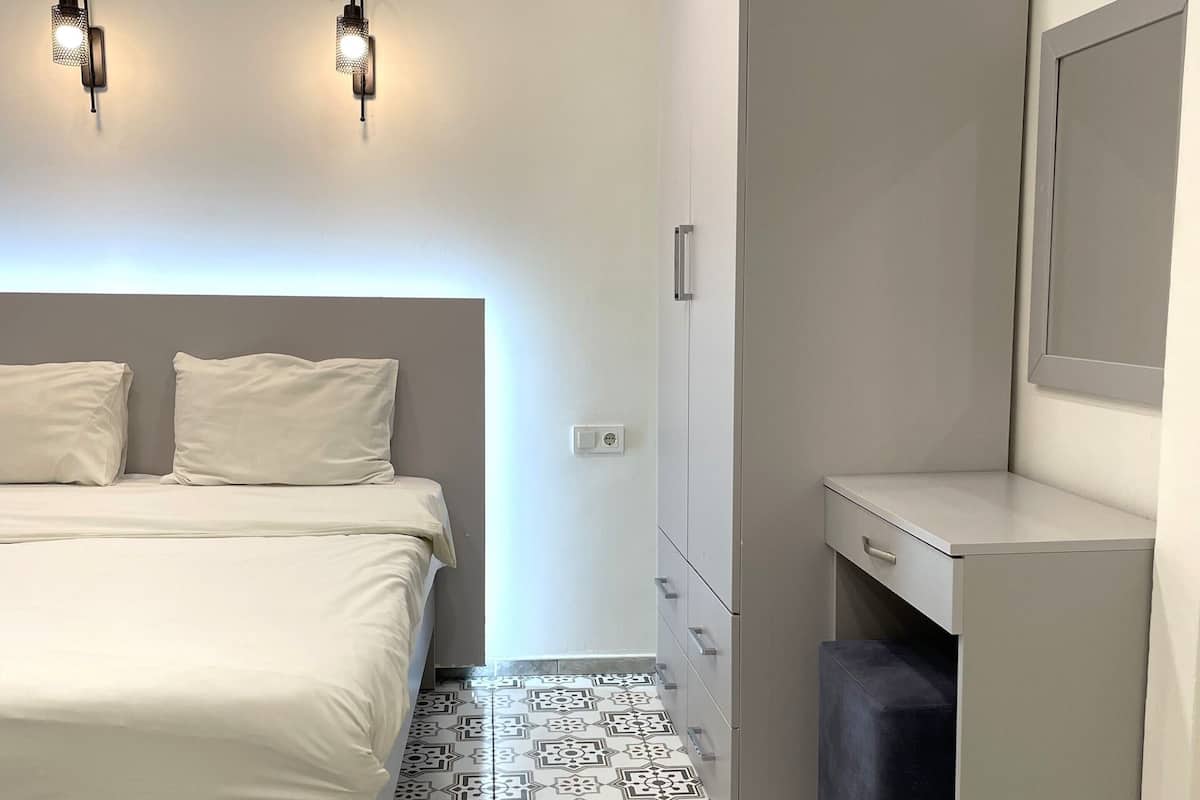 1 slaapkamer, luxe beddengoed, een kluis op de kamer, geluiddichte muren