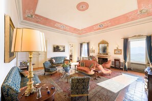 Panoramic Suite, 1 Bedroom, Valley View | Desk, free WiFi, bed sheets