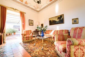 Bureau, Wi-Fi gratuit