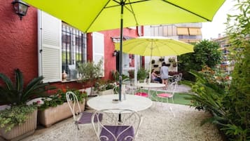 Façade de lâhĂ©bergement