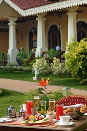 Garden - Acron Candolim Regina (Candolim)