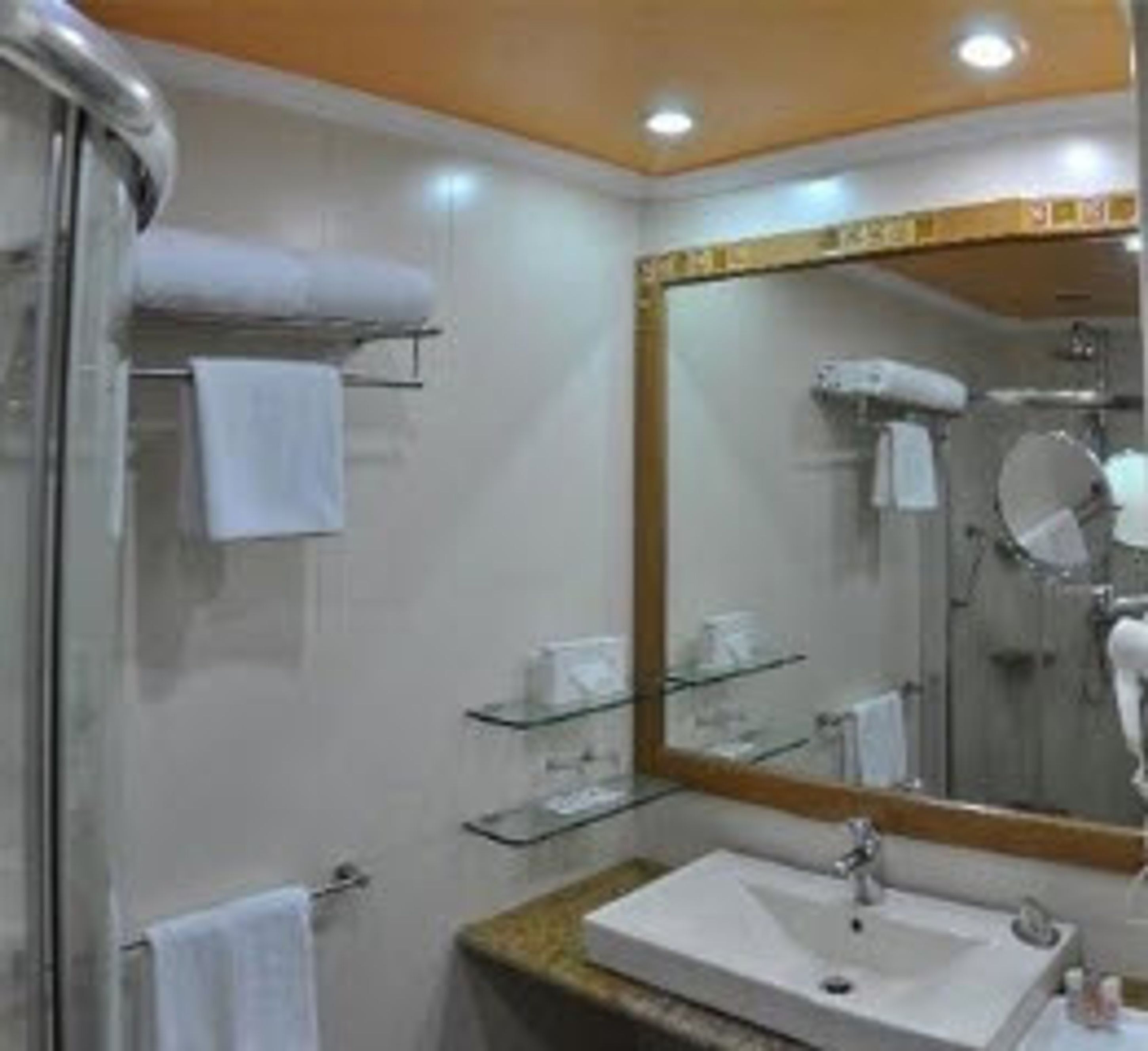Foto - Acron Candolim Regina