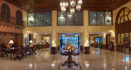 Acron Candolim Regina