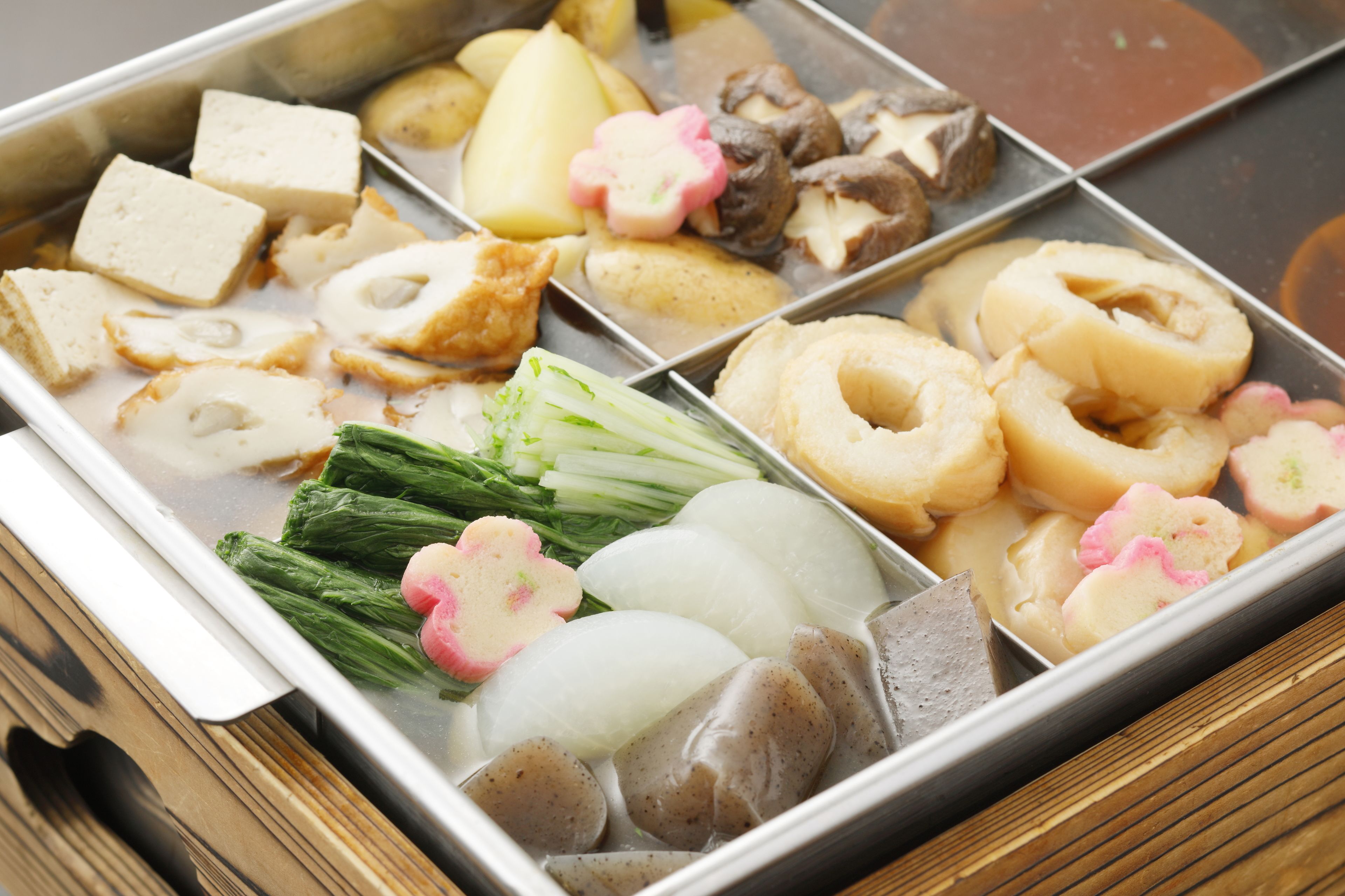 daily buffet breakfast (jpy 1900 per person)