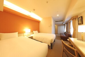 Quarto duplo standard, para não fumantes (Corner) | Escrivaninha, Wi-Fi de cortesia, roupa de cama