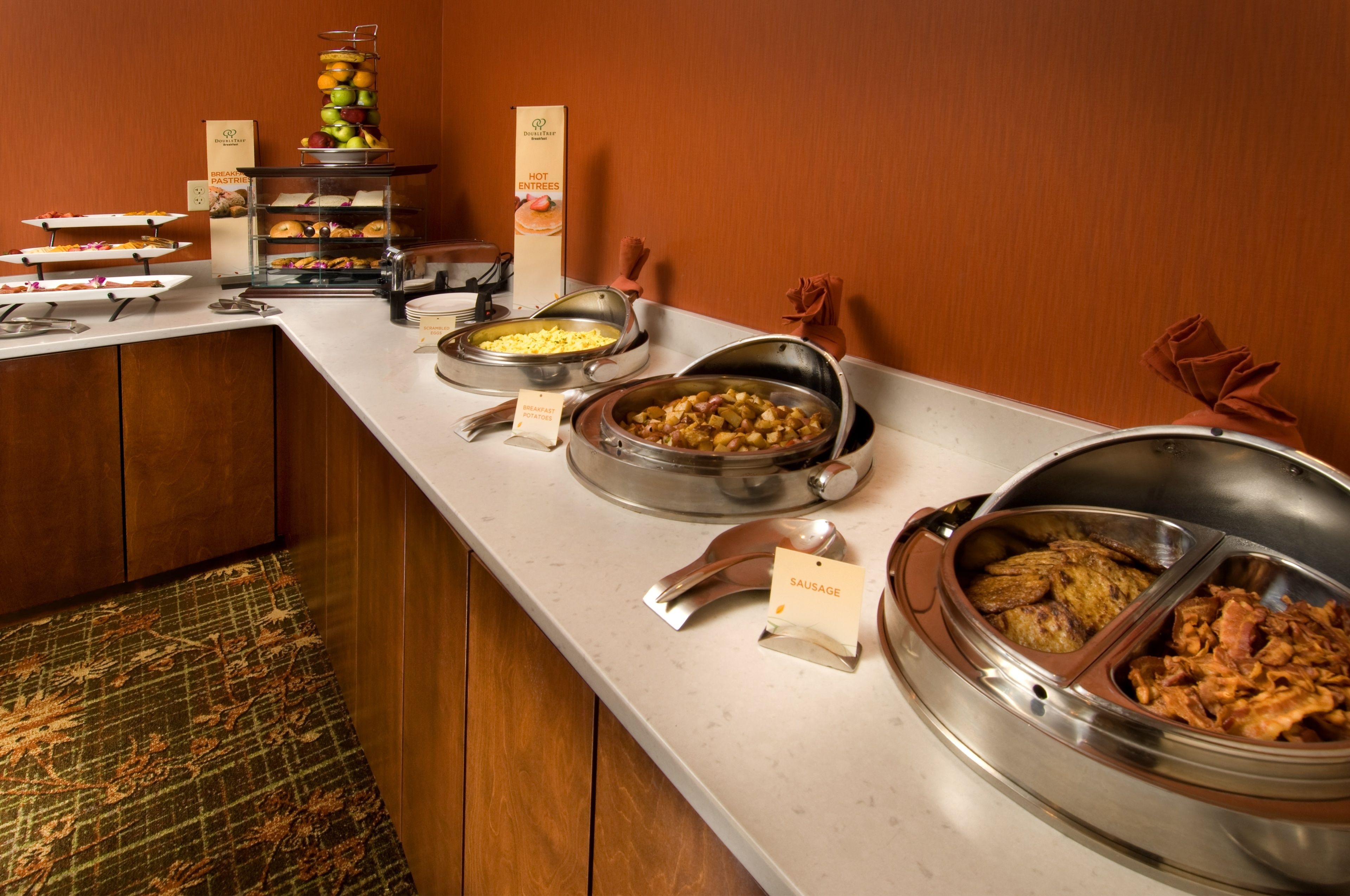 daily full breakfast for a fee