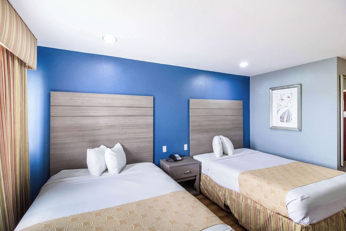 Roupas de cama premium, Wi-Fi de cortesia, roupa de cama