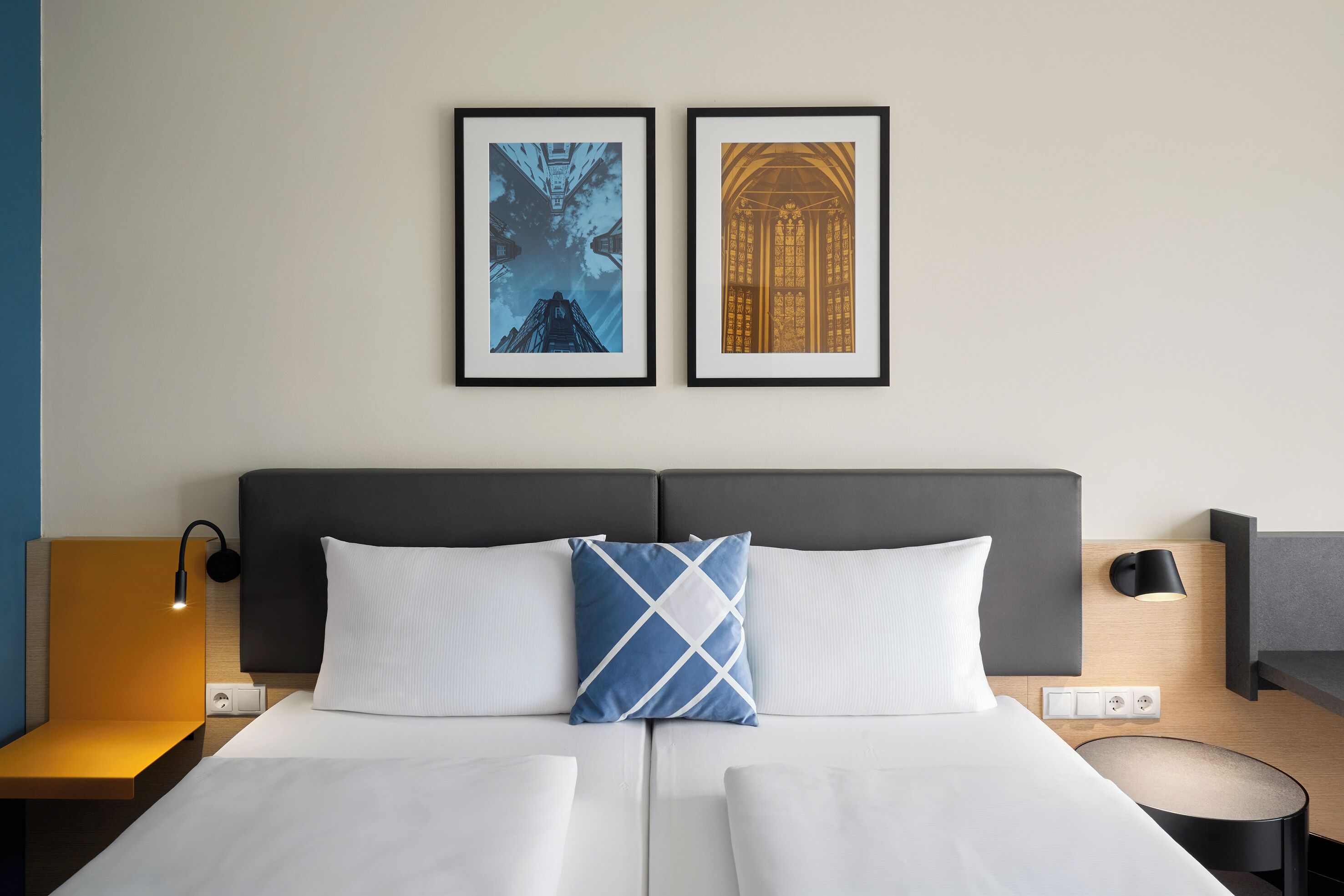 standard room, 2 single beds, non smoking (view) | hypo-allergenic bedding, in-room safe, desk, blackout curtains