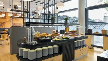 Daily buffet breakfast (EUR 18 per person)