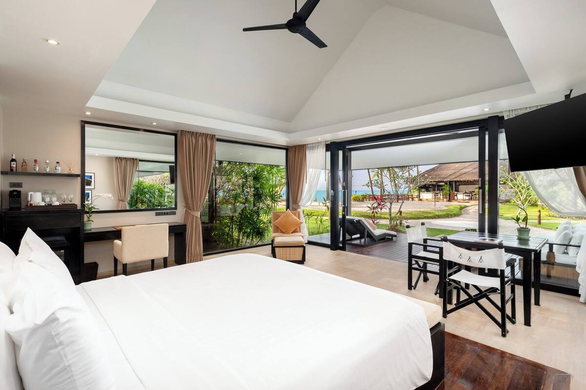Signature Villa, Sea View | View from room