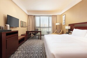 Premium bedding, down duvets, minibar, in-room safe