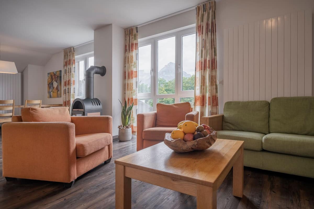 Suite, Multiple Beds (Standard 4.5-room apartment) | Living area