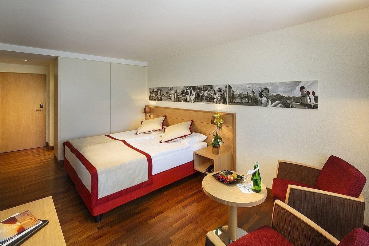 Hypo-allergenic bedding, soundproofing, free WiFi, bed sheets