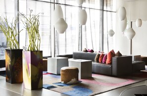 Lobby sitting area - Comfort Hotel Square (Stavanger)