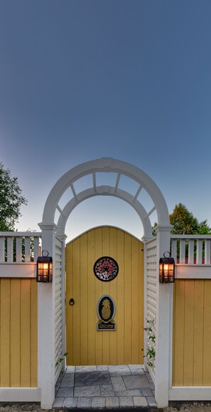 Property entrance - Inn By The Bandstand (Exeter)