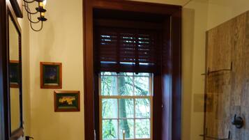 Premium Quadruple Room, Ensuite (Shaker Suite) | Bathroom