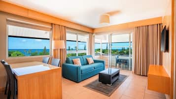 1 bedroom, premium bedding, Select Comfort beds, in-room safe