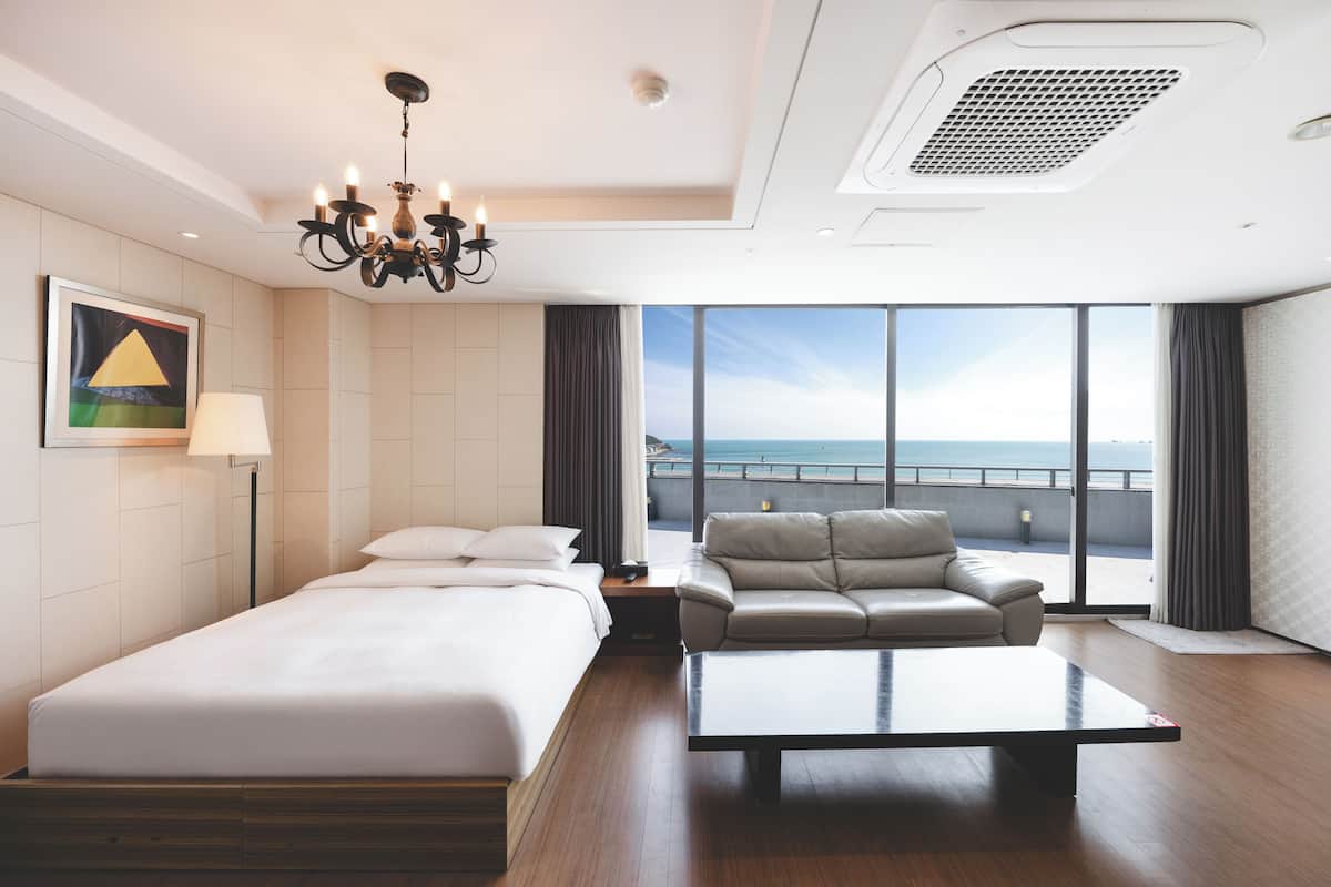 Presidentiële suite, uitzicht op oceaan | 1 slaapkamer, luxe beddengoed, donzen dekbedden