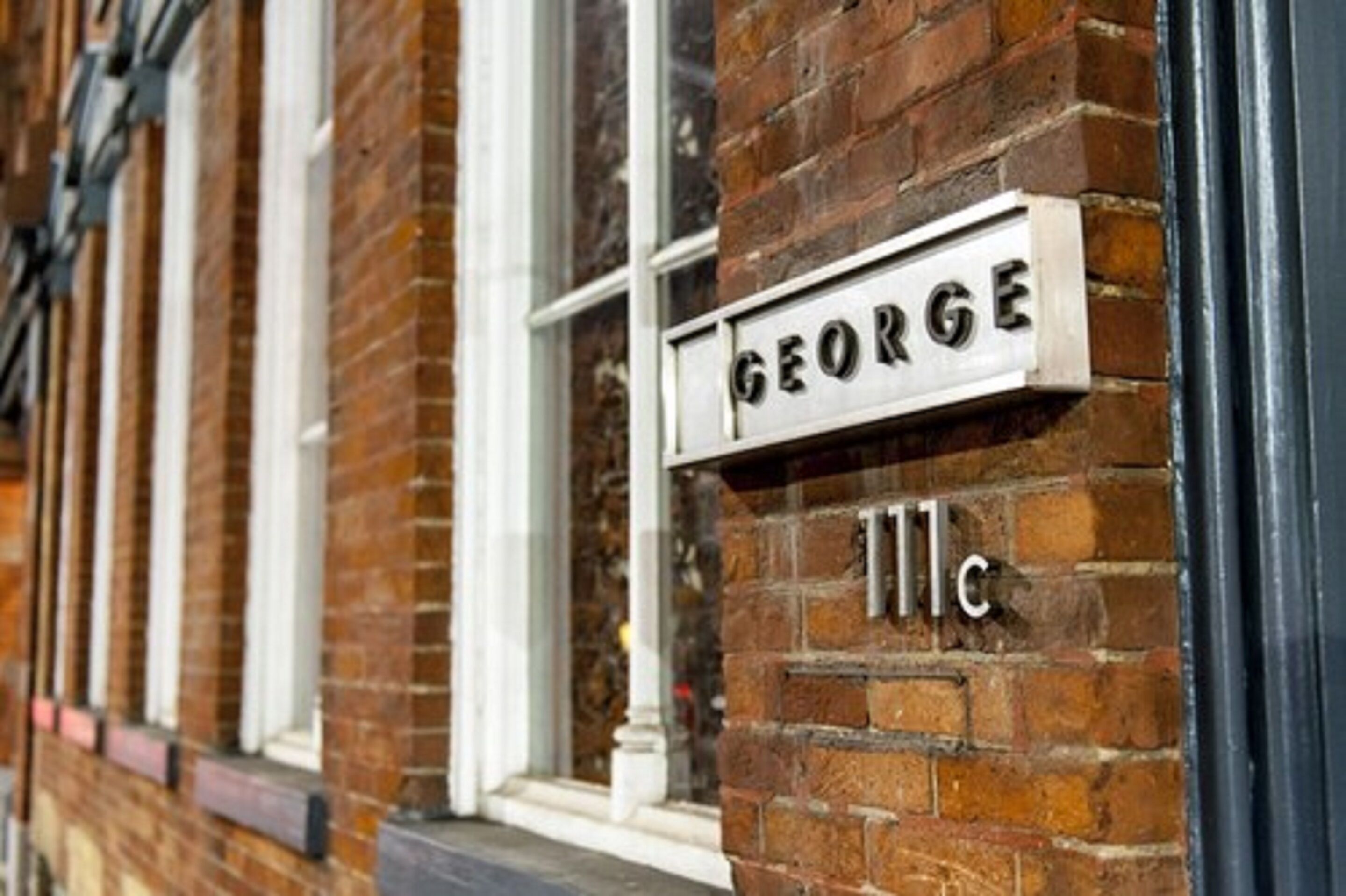 breakfast, lunch and dinner served