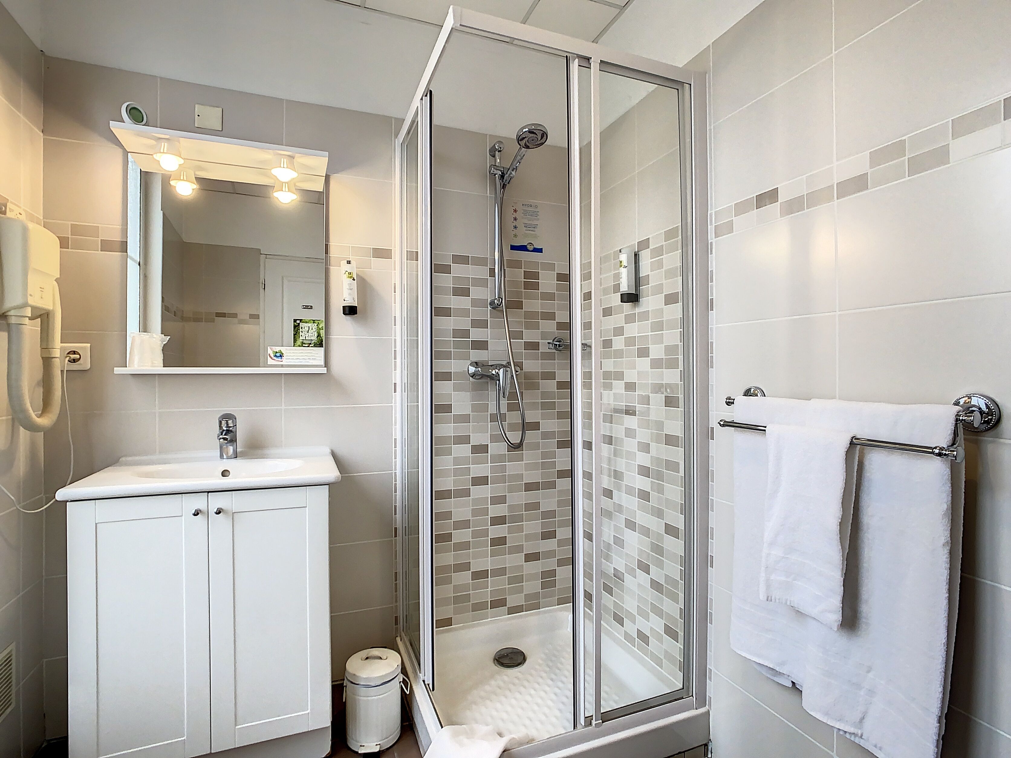 double room single use | bathroom | hair dryer, towels