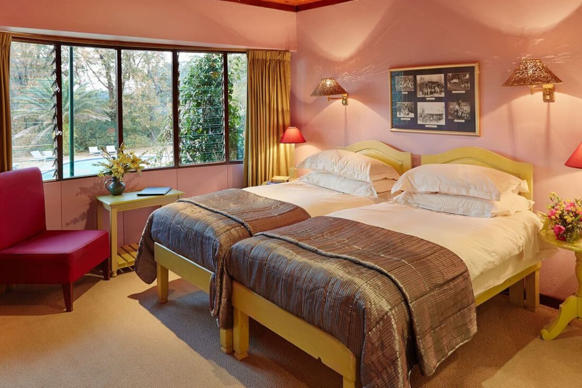 single room | in-room safe, individually decorated, individually furnished, desk