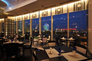 Café da manhã, almoço e jantar