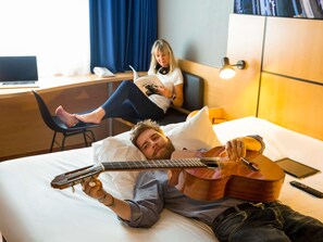 In-room safe, desk, blackout drapes, soundproofing - ibis Geneve Petit Lancy (Lancy)