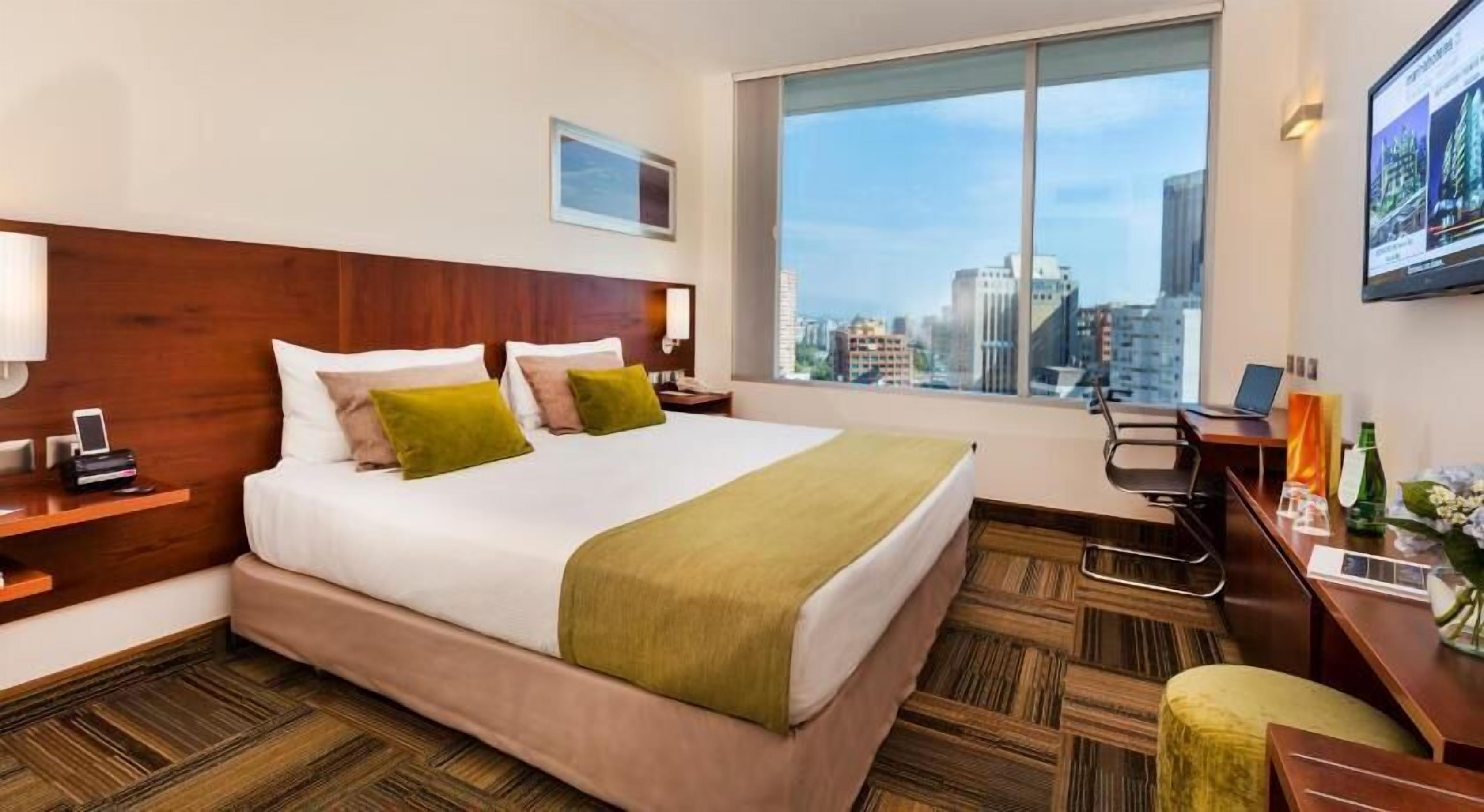 Minibar, desk, blackout drapes, soundproofing